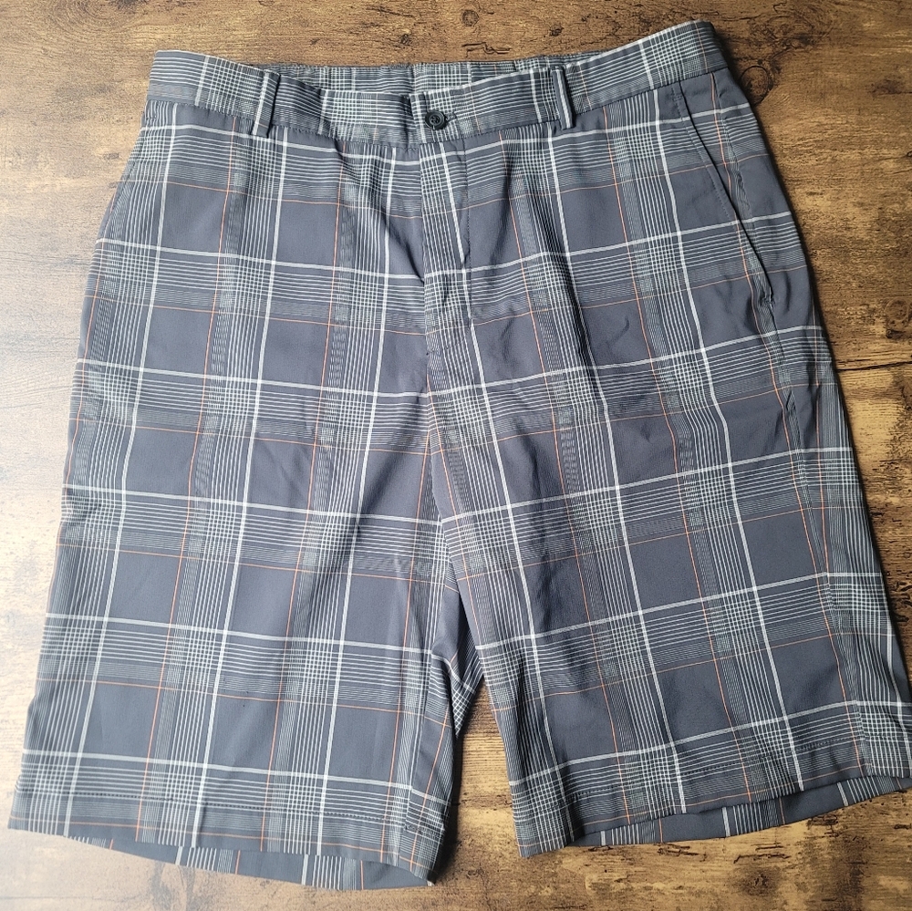 Slazenger Size 34 Men's Golf Shorts